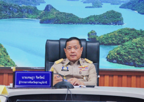 ผู้ว่าฯ สุราษฎร์ธานีร่วมประชุมขับเคลื่อนและติดตามนโยบายรัฐบาลและผู้บริหารกระทรวงมหาดไทย