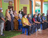 ผู้ว่าราชการจังหวัดสุราษฎร์ธานี ส่งมอบ อินทผาลัม สานสายใย ผู ... พารามิเตอร์รูปภาพ 9