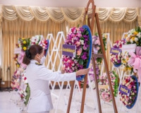 จังหวัดสุราษฎร์ธานี จัดพิธีวางพวงมาลา น้อมรำลึกในพระมหากรุณา ... พารามิเตอร์รูปภาพ 9