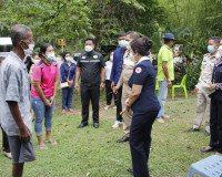 นายกเหล่ากาชาดจังหวัดสุราษฎร์ธานี พร้อมคณะ ร่วมลงพื้นที่เยี่ ... พารามิเตอร์รูปภาพ 2