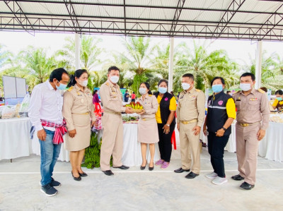 การเปิดคลินิกเกษตรเคลื่อนที่ในพระราชานุเคราะห์ สมเด็จพระบรมโ ... พารามิเตอร์รูปภาพ 1