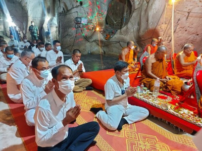 รองผู้ว่าฯ เป็นประธานพิธีพุทธาภิเษกรูปเหรียญหลวงปู่ทวดเหยียบ ... พารามิเตอร์รูปภาพ 1