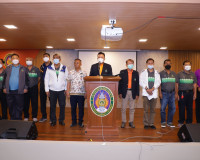 พิธีส่งนักกีฬาพร้อมให้โอวาทในการเดินทางเข้าร่วมการแข่งขันกีฬ ... พารามิเตอร์รูปภาพ 12