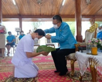 ผู้ว่าราชการจังหวัดสุราษฎร์ธานี เป็นประธาน โครงการบรรพชาอุปส ... พารามิเตอร์รูปภาพ 5