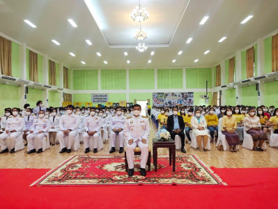 พิธีถวายพระพร เนื่องในโอกาสวันเฉลิมพระชนมพรรษา พระบาทสมเด็จพ ... พารามิเตอร์รูปภาพ 1