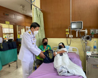 พิธีมอบบัญชีเงินฝากตามโครงการออมขวัญปันสุขพร้อมมอบถุงพระราชท ... พารามิเตอร์รูปภาพ 6