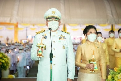 พสกนิกรสุราษฎร์ธานี ร่วมกันแสดงออกถึงความจงรักภักดี เทิดพระเ ... พารามิเตอร์รูปภาพ 1