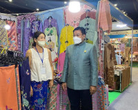 OTOP ศิลปาชีพ ประทีปไทย OTOP ก้าวไกลด้วยพระบารมี พารามิเตอร์รูปภาพ 6