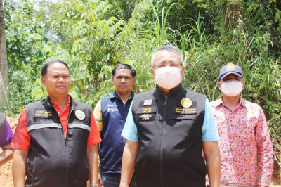 ผู้ว่าฯ สุราษฎร์ธานี รุดลงพื้นที่ตรวจเยี่ยมและติดตามการซ่อมแ ... พารามิเตอร์รูปภาพ 1