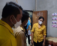 ผู้ว่าสุราษฎร์ฯ เคาะประตูบ้าน กลุ่มเปราะบาง นำทีมเจ้าหน้าที่ ... พารามิเตอร์รูปภาพ 14