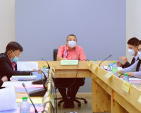 ผู้ว่าฯ สุราษฎร์ธานีติดตามการบริหารงานด้านการศึกษา พร้อมส่งเ ... พารามิเตอร์รูปภาพ 3