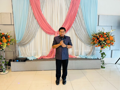 การมอบโล่รางวัลและเกียรติบัตรในการประกวดวิสาหกิจชุมชนดีเด่นร ... พารามิเตอร์รูปภาพ 1