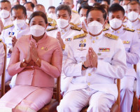 รองผู้ว่าราชการจังหวัดสุราษฎร์ธานี ร่วมพิธีถวายผ้ากฐินพระราช ... พารามิเตอร์รูปภาพ 11