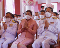 รองผู้ว่าราชการจังหวัดสุราษฎร์ธานี ร่วมพิธีถวายผ้ากฐินพระราช ... พารามิเตอร์รูปภาพ 12