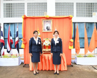 ผู้ว่าราชการจังหวัดสุราษฎร์ธานี เฝ้าส่งเสด็จฯ สมเด็จพระเจ้าล ... พารามิเตอร์รูปภาพ 4