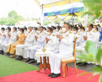 จังหวัดสุราษฎร์ธานี จัดพิธีวางพานพุ่มและถวายบังคมเบื้องหน้าพ ... พารามิเตอร์รูปภาพ 17