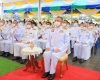 จังหวัดสุราษฎร์ธานี จัดพิธีวางพานพุ่มและถวายบังคมเบื้องหน้าพ ... พารามิเตอร์รูปภาพ 18
