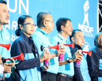 ผู้ว่าราชการจังหวัดสุราษฎร์ธานี เป็นประธานเปิด เปิดการแข่งขั ... พารามิเตอร์รูปภาพ 5