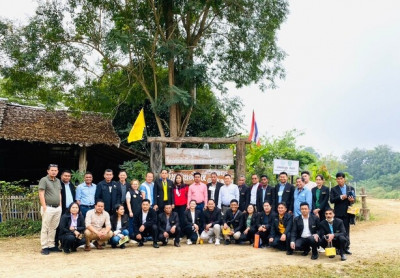 รองผู้ว่าราชการจังหวัดสุราษฎร์ธานี ประธานกรรมการกองทุนพัฒนาโ ... พารามิเตอร์รูปภาพ 1