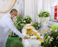 พิธีพระราชทานเพลิงศพทหารเรือที่เสียชีวิต จากเหตุการณ์ เรือหล ... พารามิเตอร์รูปภาพ 10