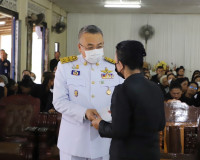 พิธีพระราชทานเพลิงศพทหารเรือที่เสียชีวิต จากเหตุการณ์ เรือหล ... พารามิเตอร์รูปภาพ 18