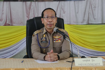 รองผู้ว่าราชการจังหวัดสุราษฎร์ธานี กำกับดูแลและรับผิดชอบการป ... พารามิเตอร์รูปภาพ 1