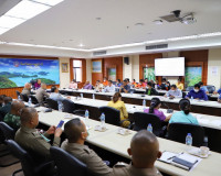 ผู้ว่าราชการจังหวัดสุราษฎร์ธานีประชุมเตรียมความพร้อมต้อนรับน ... พารามิเตอร์รูปภาพ 15
