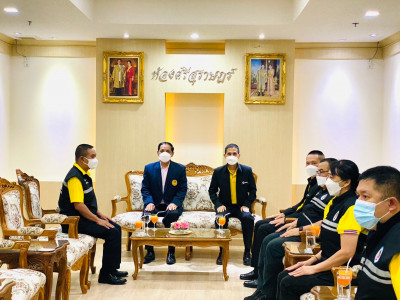 รองผู้ว่าราชการจังหวัดสุราษฎร์ธานี ต้อนรับ พล.ต.จิรวัฒน์ พัน ... พารามิเตอร์รูปภาพ 1
