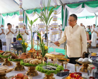 ผู้ว่าราชการจังหวัดสุราษฎร์ธานี ประกอบพิธีบวงสรวง และพิธีเจร ... พารามิเตอร์รูปภาพ 6