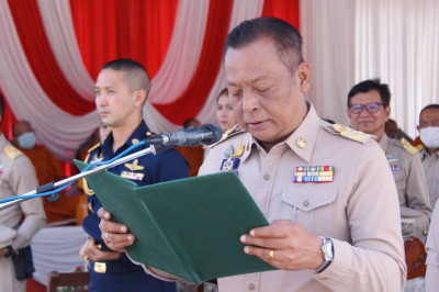 พิธีวางพวงมาลาถวายสักการะ และกล่าวสดุดีเทิดพระเกียรติ พลเรือ ... พารามิเตอร์รูปภาพ 1