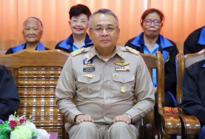 สมาคมชาวสุราษฎร์ธานีมอบทุนการศึกษาให้กับนักเรียนในเขตจังหวัด ... พารามิเตอร์รูปภาพ 1