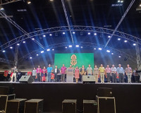 รองผู้ว่าราชการจังหวัดสุราษฎร์ธานี ร่วมรับชมการแสดงดนตรี กอง ... พารามิเตอร์รูปภาพ 10