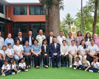 ผู้ว่าราชการจังหวัดสุราษฎร์ธานี เป็นประธานเปิดโรงเรียนพะงันข ... พารามิเตอร์รูปภาพ 2