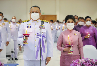ผู้ว่าราชการจังหวัดสุราษฎร์ธานี นำข้าราชการและพสกนิกรชาวจังห ... พารามิเตอร์รูปภาพ 1