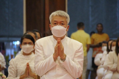 พิธีเวียนเทียน เนื่องในเทศกาลวันวิสาขบูชา วันสำคัญสากลของโลก ... พารามิเตอร์รูปภาพ 1