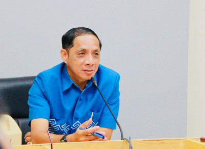 รองผู้ว่าราชการจังหวัดสุราษฎร์ธานี ให้การต้อนรับ นายอนันต์ น ... พารามิเตอร์รูปภาพ 1