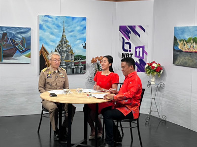 รองผู้ว่าราชการจังหวัดสุราษฎร์ธานี ให้สัมภาษณ์สดในรายการวิทย ... พารามิเตอร์รูปภาพ 1