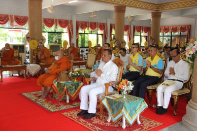 พิธีเจริญพระพุทธมนต์เฉลิมพระเกียรติ พระบาทสมเด็จพระเจ้าอยู่ห ... พารามิเตอร์รูปภาพ 1