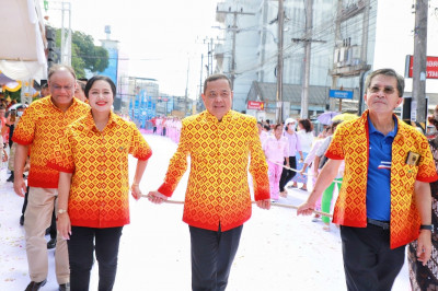 เริ่มแล้วอย่างเป็นทางการ งานชักพระทอดผ้าป่าและแข่งเรือยาวจัง ... พารามิเตอร์รูปภาพ 1