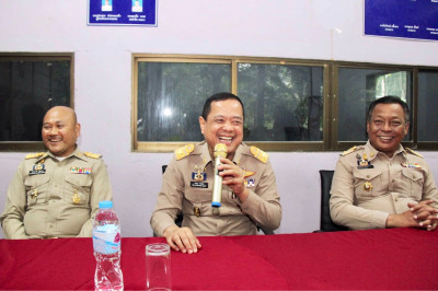 ผู้ว่าฯ สุราษฎร์ฯ เดินสายลงพื้นที่อำเภอพระแสงตามโครงการบำบัด ... พารามิเตอร์รูปภาพ 1