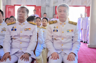 รองผู้ว่าราชการจังหวัดสุราษฎร์ธานี ร่วมถวาย ผ้ากฐินพระราชทาน ... พารามิเตอร์รูปภาพ 1