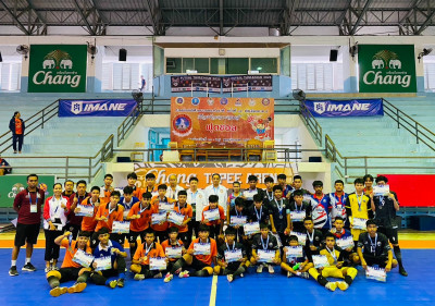 รองผู้ว่าราชการจังหวัดสุราษฎร์ธานี ร่วมมอบเหรียญรางวัลและประ ... พารามิเตอร์รูปภาพ 1