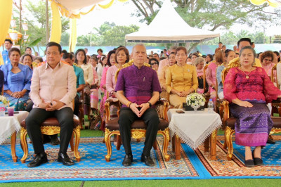 รัฐมนตรีว่าการกระทรวงแรงงาน เป็นประธาน พิธีเททองหล่อพระพุทธร ... พารามิเตอร์รูปภาพ 1