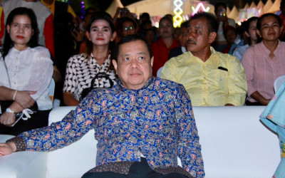 จังหวัดสุราษฎร์ธานี จัดประกวดร้องเพลงไทยลูกทุ่งท้องที่ และท้ ... พารามิเตอร์รูปภาพ 1