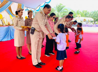 จังหวัดสุราษฎร์ธานีประกาศสดุดีวีรกรรมพระเจ้าวรวงศ์เธอ พระองค ... พารามิเตอร์รูปภาพ 1