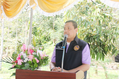 ผู้ว่าฯ สุราษฎร์ธานีห่วงใยประชาชนกลุ่มเปราะบาง ลงพื้นที่เยี่ ... พารามิเตอร์รูปภาพ 1