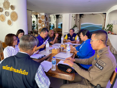 ประธานในการตรวจสอบสถานที่โรงแรมที่ยื่นขออนุญาต และขอต่ออายุใ ... พารามิเตอร์รูปภาพ 1
