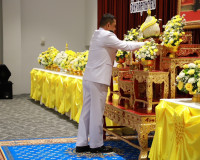 จังหวัดสุราษฎร์ธานีจัดพิธีถวายราชสักการะพระบาทสมเด็จพระบรมชน ... พารามิเตอร์รูปภาพ 10