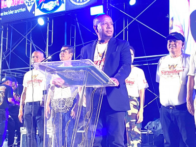 ประธานในพิธีเปิดงาน"สุราษฎร์ไบค์วีค ครั้งที่ 12 ปีแห่งการขับ ... พารามิเตอร์รูปภาพ 1