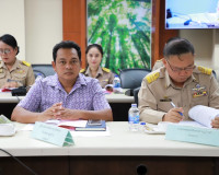 จังหวัดสุราษฎร์ธานีร่วมประชุมขับเคลื่อน โครงการทุนการศึกษาพร ... พารามิเตอร์รูปภาพ 9